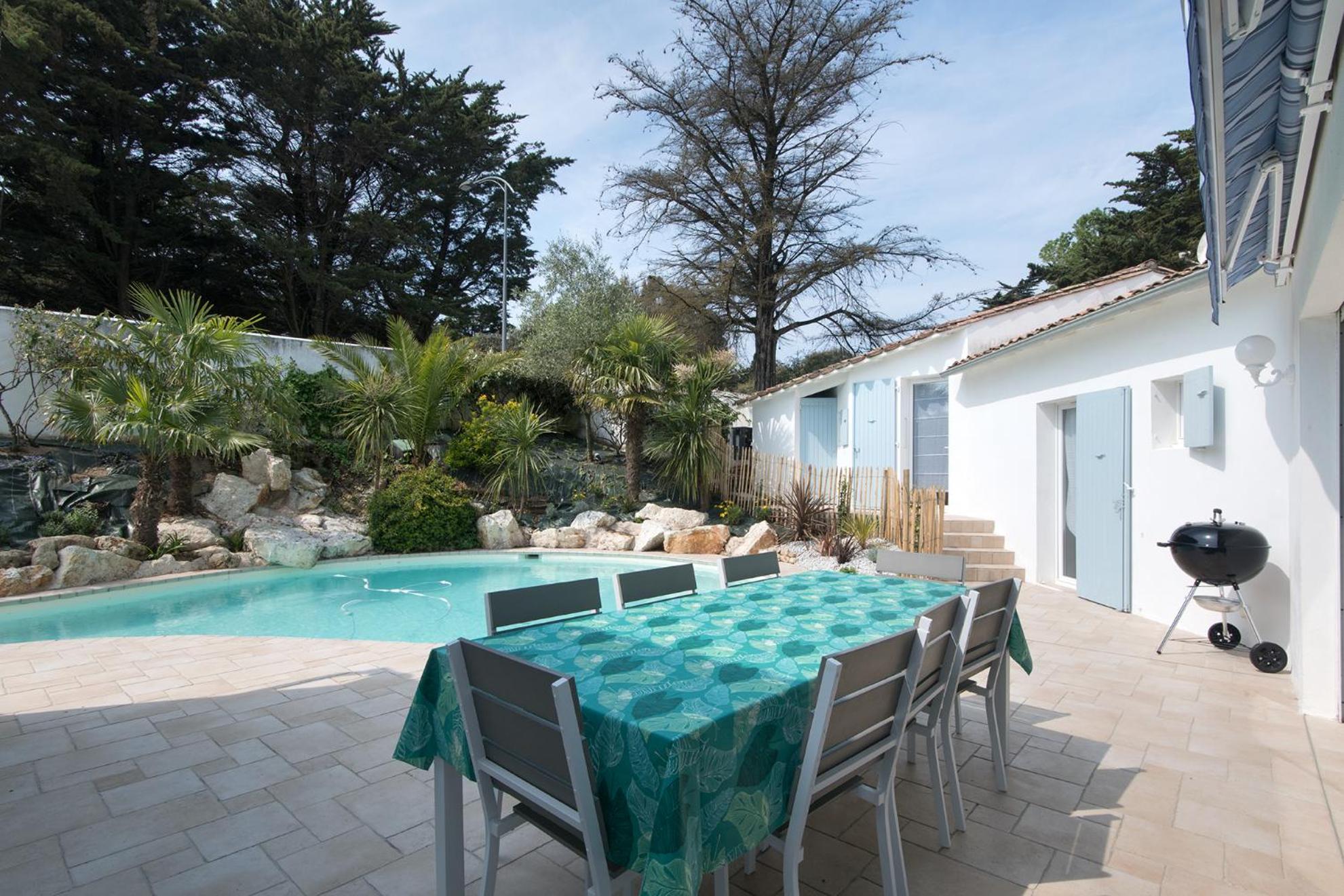 Tres Belle Villa Avec Piscine Le Bois-Plage-en-Re Exterior photo
